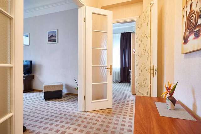 Апартаменты Home Hotel Apartments on Khreshchatyk Area Киев-69
